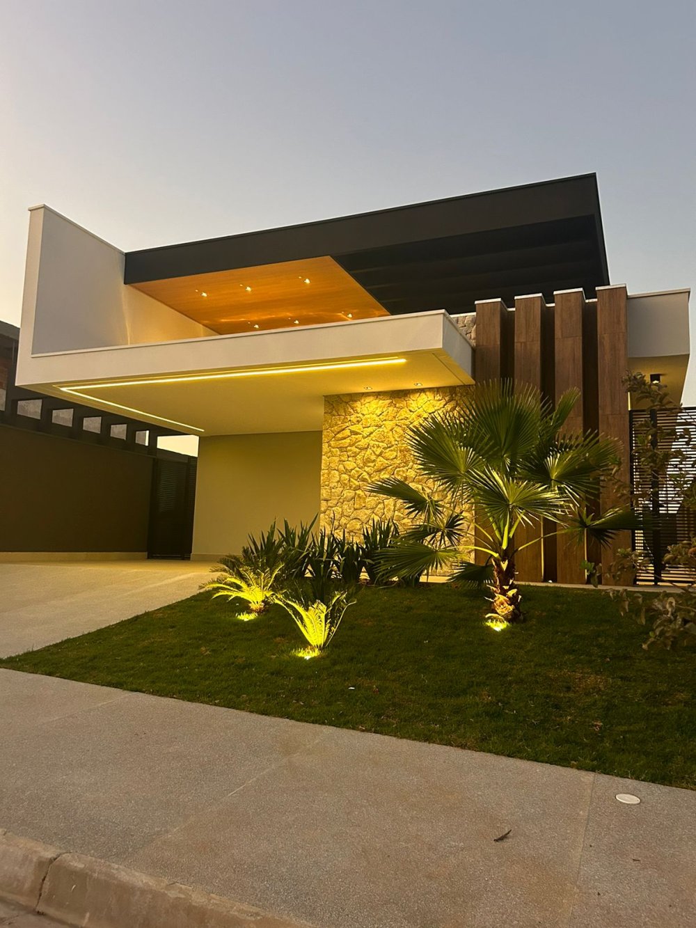 Casa Alto Padro - Venda - Jardim So Domingos - Marlia - SP